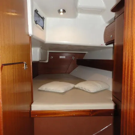Bateau-hôtel Mrs Goodtower